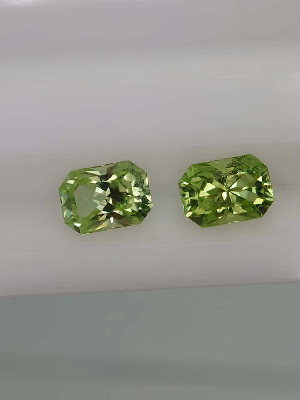 1.5ct Natural Peridot Pair Loose Gemstones from Pakistan — view 4